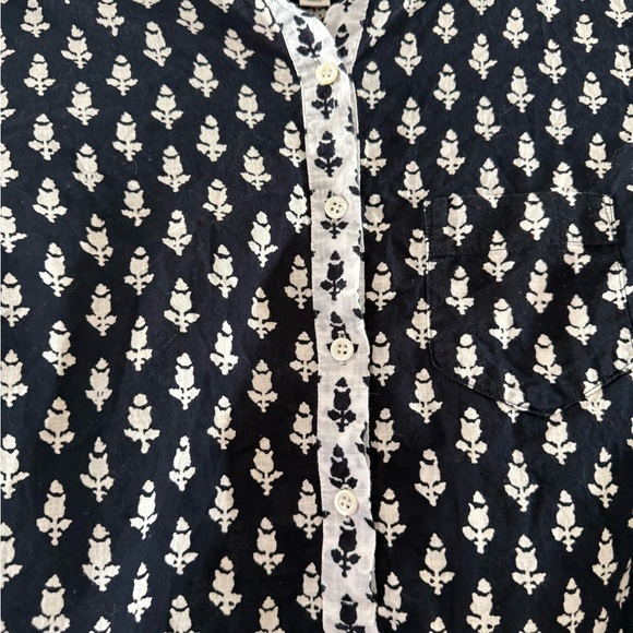 ❌Sold❌ J. Crew Black and White Thistle Print Popover - Picture 3 of 5